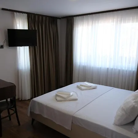 Yildiz Hotel